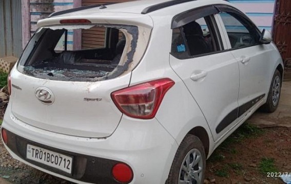 Deteriorated Law and order : Miscreants vandalized a Common Citizen’s 4-wheeler in Khumlung Market Deteriorated Law and order : Miscreants vandalized a Common Citizen’s 4-wheeler in Khumlung Market